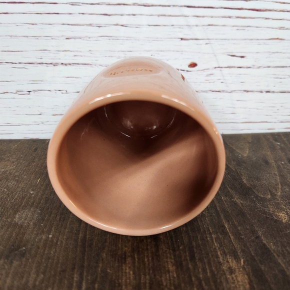 Pigeon Toe Heart Embossed Coffee Mug - Picture 4 of 4